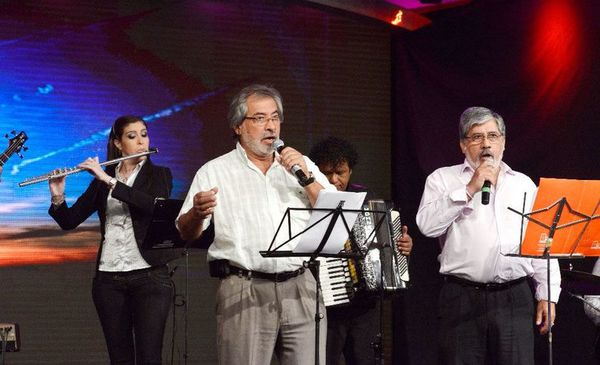 Vocal Dos prepara concierto por sus 50 años de carrera - Música - ABC Color