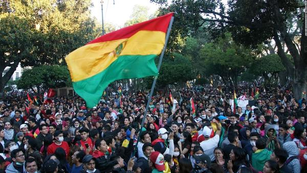 Comenzó la huelga por tiempo indefinido contra la “ley madre” del gobierno de Luis Arce en Bolivia - .::Agencia IP::.