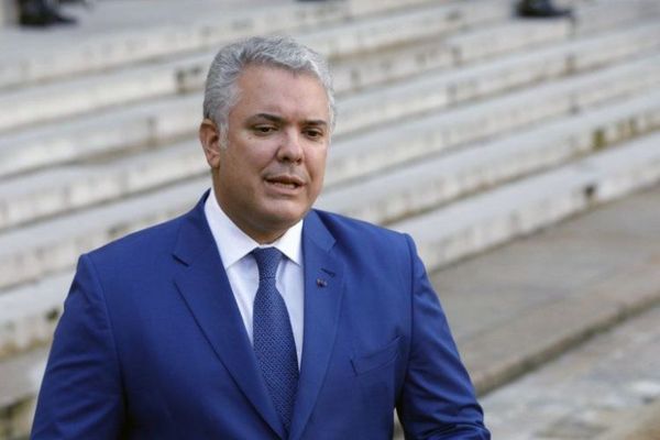 Colombia dice que Hezbolá está apoyado por Maduro
