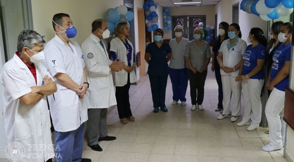 Inician cirugías de próstata a pacientes en Clínicas por la “Semana Azul”