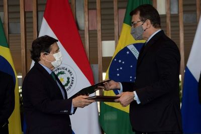 Nota Reversal Acevedo/Franca invalida auditoría de la CGR sobre la deuda espuria de Itaipú - Nacionales - ABC Color