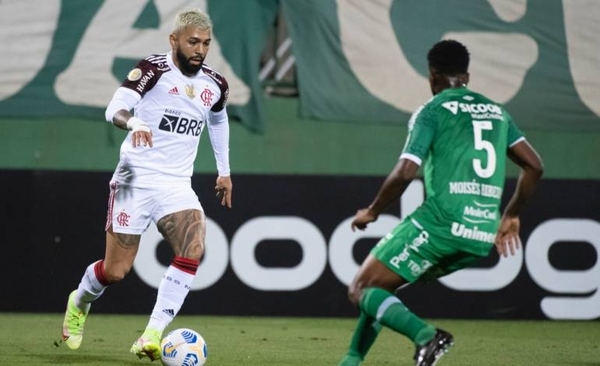 Diario HOY | Flamengo empata con el colista y refuerza el favoritismo del Mineiro