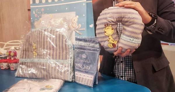 La Nación / Toto González conmovió las redes sociales al recibir un tierno regalo para Cayetano
