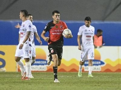 River Plate tiene otra vida en la pelea por la permanencia - River Plate - ABC Color