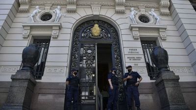 Embajador antepone salud de paraguayos estafados para requerir a Peirano Basso