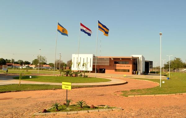 Juraron los concejales de Luque, en medio de una sesión que califican de "vergonzosa y bochornosa" - Megacadena — Últimas Noticias de Paraguay