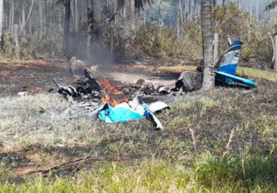 Cae una avioneta en Piribebuy y el piloto resulta herido - Noticiero Paraguay