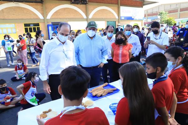 Paraguay celebra el día de la mandioca, producto central de su agricultura y gastronomía - .::Agencia IP::.