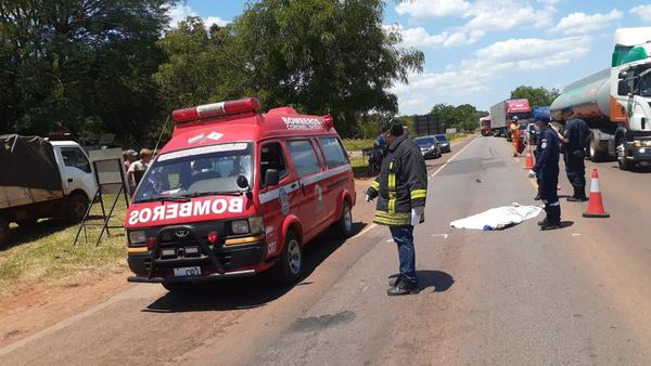 Hombre se habría lanzado frente a camión – Prensa 5