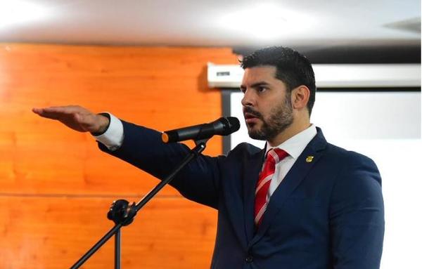 “Nenecho” Rodríguez prestó juramento como intendente de la capital
