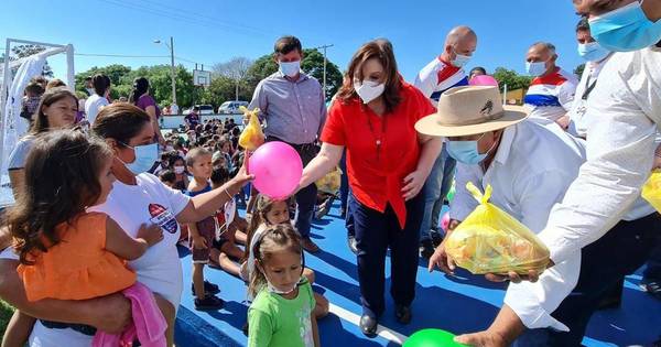 La Nación / Secretaría Nacional de Deportes inaugura plazas deportivas en Ñeembucú