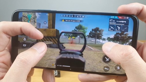 Crónica / Un muchacho mató a su hermano mayor porque ¡le ganó en un juego de Free Fire!