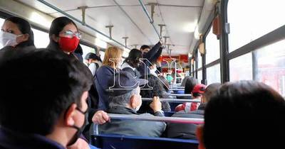 La Nación / Viceministro plantea horario escalonado para descomprimir buses por la mañana