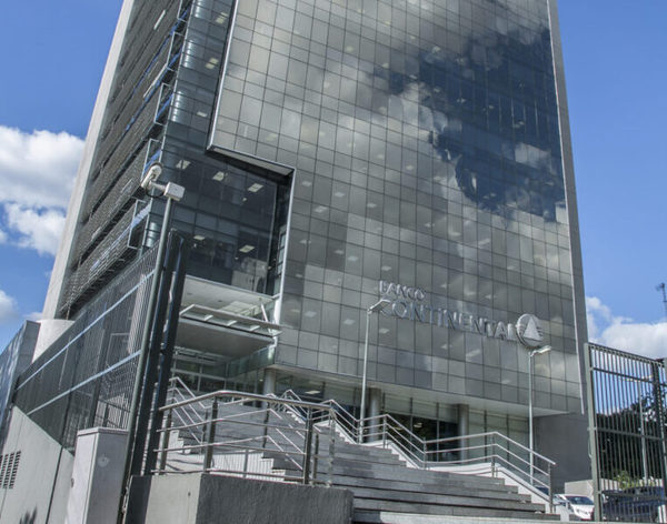 Banco Continental celebra 41 años consolidando su liderazgo en el sector financiero