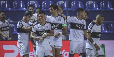 Olimpia volvió a marcar cuatro goles en el torneo local después casi seis meses