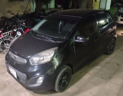 Habrían usado vehículo alquilado para el robo de motocicletas - Nacionales - ABC Color