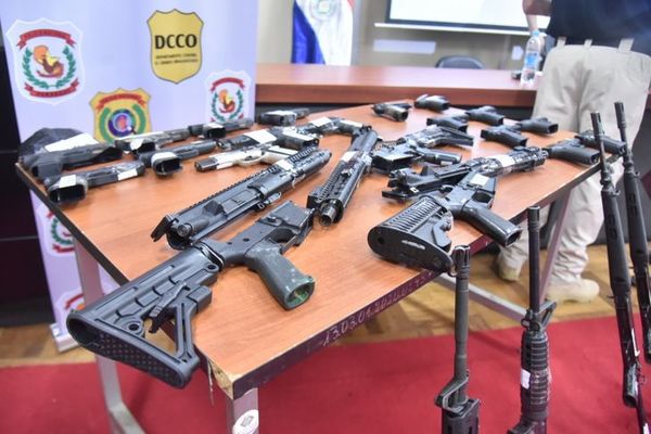 Caen 3 militares de Dimabel por armas que fueron al crimen organizado - Noticiero Paraguay