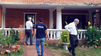 Detienen a tres alemanes por el asesinato de arqueólogo y su hija - Noticiero Paraguay