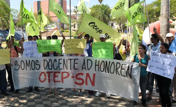 Docentes de la OTEP-SN realizarán jornada de protesta y reclamo - Noticiero Paraguay