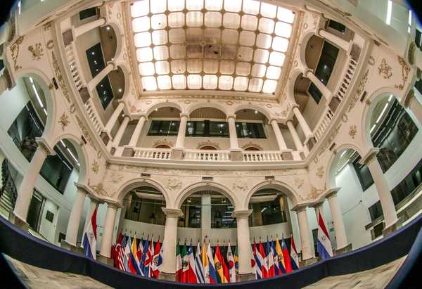 Paraguay lamenta fallo de jueza uruguaya que mantiene refugio para Arrom, Martí y Colmán - .::Agencia IP::.