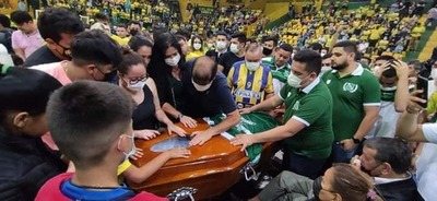 FRANCO Y PARANAENSE SE UNIERON PARA DESPEDIR AL ARTISTA DEL GOL, DARIO HERRERA