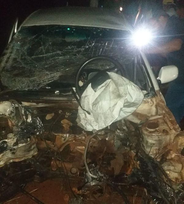 Por supuesto adelantamiento indebido sobre la Ruta PYO5 automovilista huyó tras percance