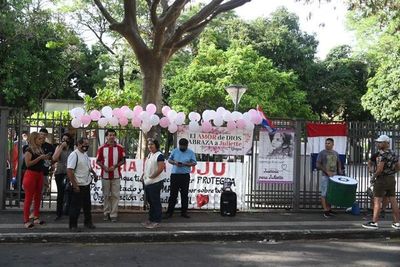Inician juicio por desacato a madre de niña desaparecida en Emboscada - Nacionales - ABC Color