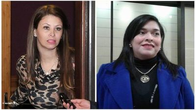 ¡Escándalo en el senado! Altas funcionarias están en guerra