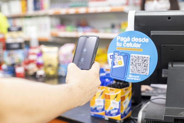 Pagos con QR se posicionan en Asunción y se expanden a más de 170 ciudades del país