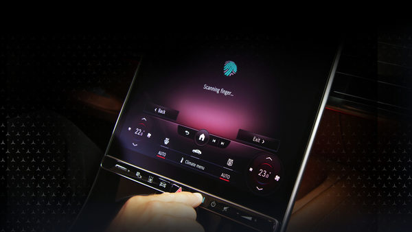 Mercedes-Benz y Visa se alían para impulsar el comercio digital a bordo del automóvil