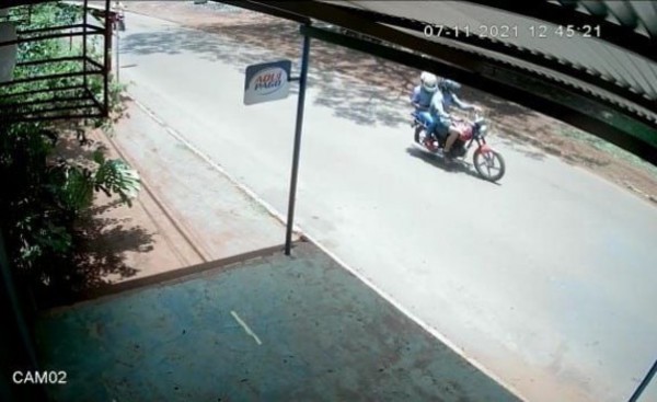 Confirman muerte de baleado por motochorros para robarle el celular