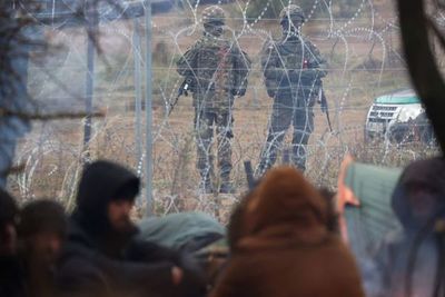 ONU pide ayuda para migrantes y refugiados en frontera polaco-bielorrusa - Mundo - ABC Color