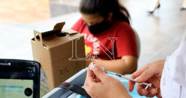 La Nación / Analizan ofrecer incentivos para alcanzar mayor número de inmunizados