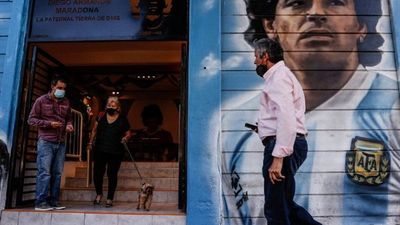 Un libro abordará las múltiples aristas del mito de Maradona