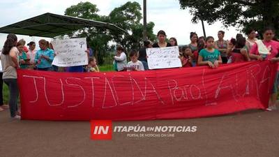 EN MANIFESTACIÓN PIDEN JUSTICIA PARA LAURA EN ITÁ PASO ENCARNACIÓN. - Itapúa Noticias