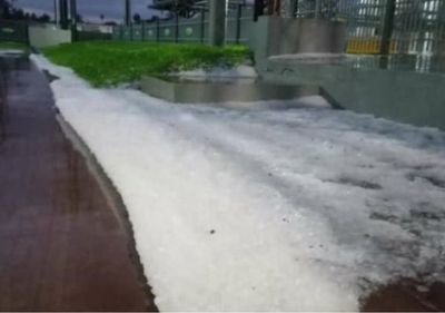 Temporal en Campo 9 causó destrozos y afectó al menos 50 viviendas