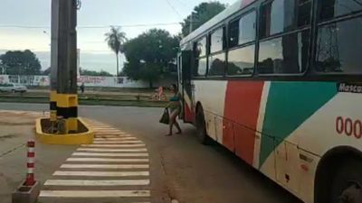 Chofer le llevó a la comisaría por no querer bajarse del micro