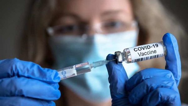 Anuncian acuerdo de J&J y Covax para envío de dosis a zonas de crisis