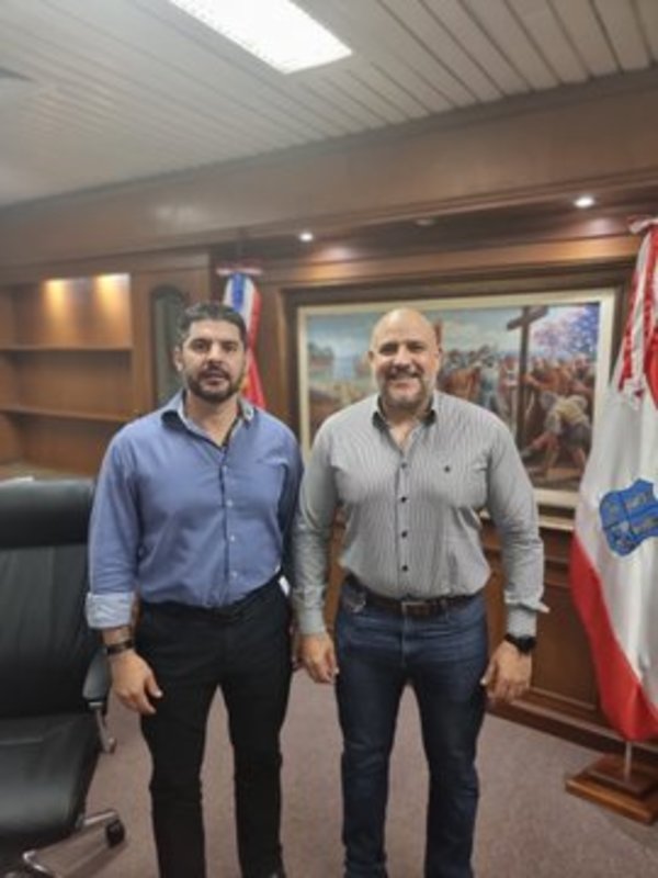 Dr. Carlos Morínigo, ex ministro de Salud, nuevo director de Policlínico Municipal asunceno - ADN Digital