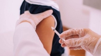 Instan a seguir vacunando a los niños y piden poner atención a la salud mental