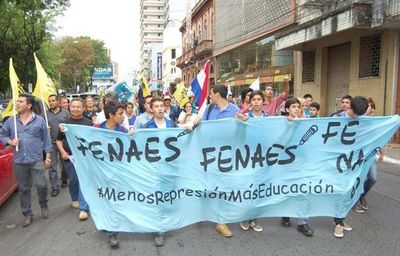 Estudiantes anuncian movilizaciones contra el recorte al presupuesto del FEEI | Ñanduti