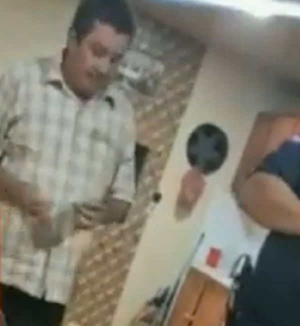 Destituyen a agentes policiales implicados en un caso de extorsión | Noticias Paraguay