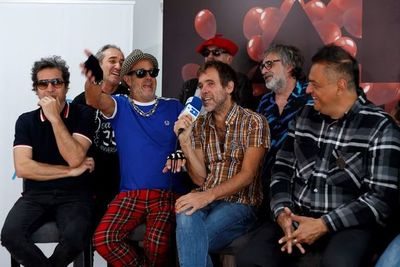 Los Auténticos Decadentes desentrañan su “ADN” en su 35 aniversario - Mundo - ABC Color