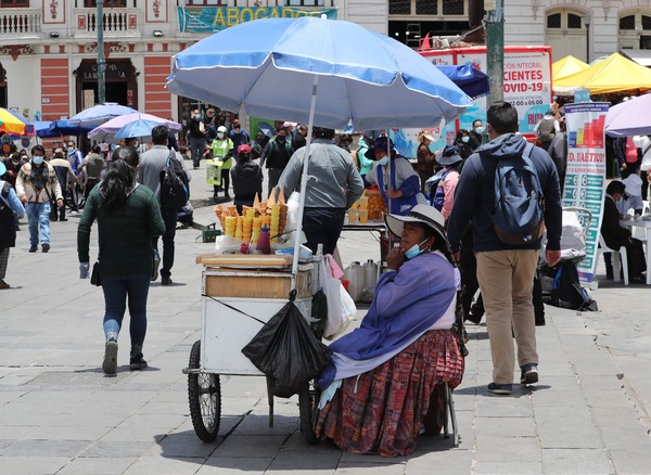 Bolivia prevé cerrar el año con un crecimiento económico en torno al 5 % - MarketData