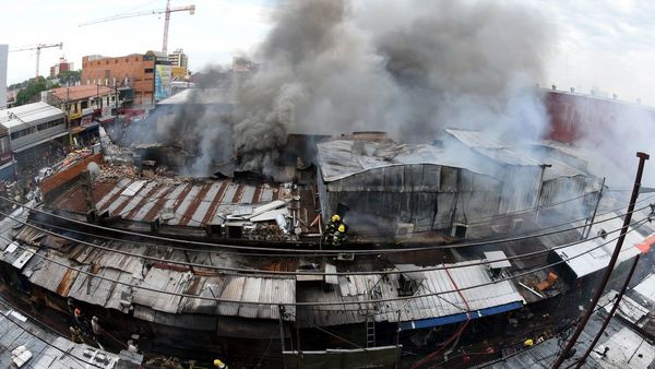 Llueven reclamos de permisionarios para ordenar el caótico Mercado 4