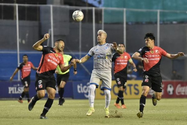 Aferrados a la posibilidad de permanencia en el Kelito - Fútbol - ABC Color