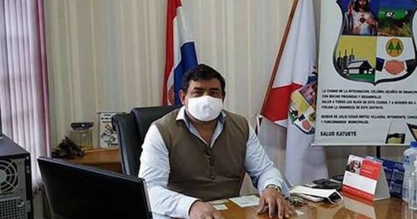 La Nación / Denuncian presunta mala administración