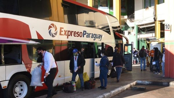 Empresas de buses critican la incertidumbre existente sobre viajes a Argentina 