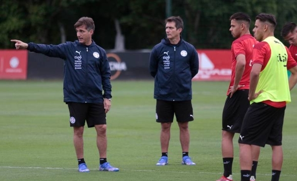 Diario HOY | La Albirroja, en el debut de Barros Schelotto, se la juega ante Chile