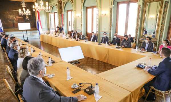 Este jueves sector empresarial y ministros se reúnen para evaluar la situación sanitaria | Ñanduti